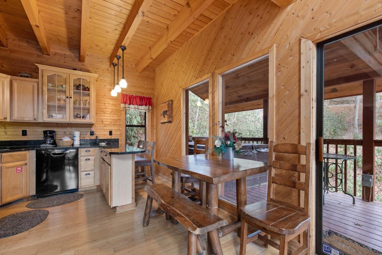 Dreams & Streams Vila Gatlinburg Exterior foto